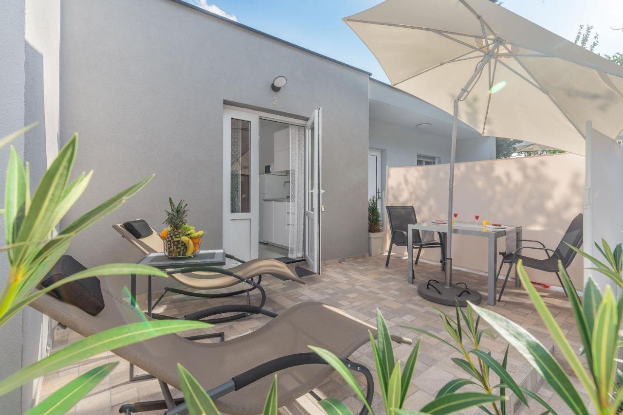Evita Fazana Premium Studio Apartments エクステリア 写真