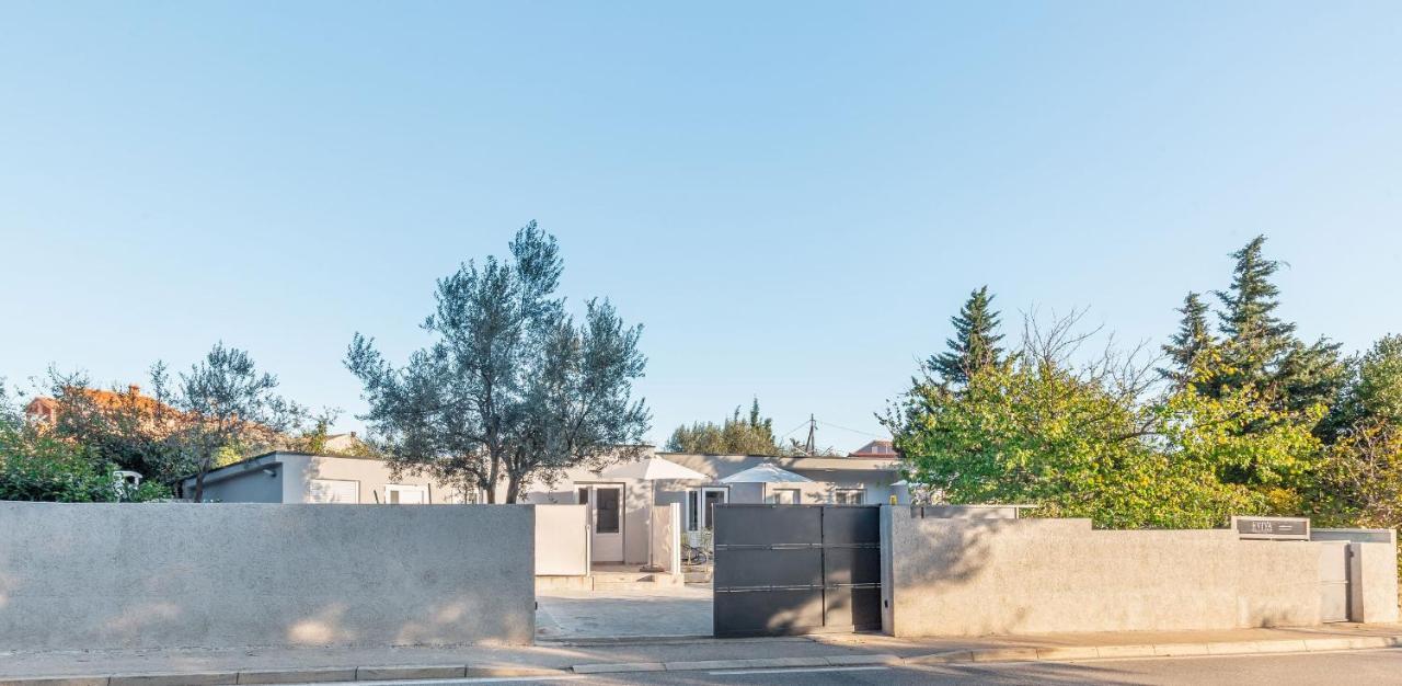 Evita Fazana Premium Studio Apartments エクステリア 写真