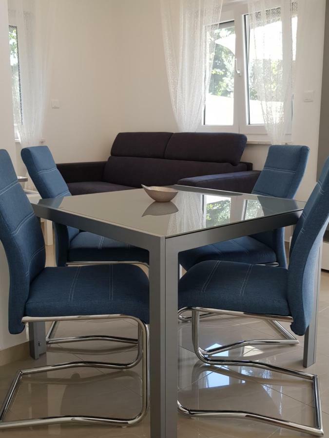 Evita Fazana Premium Studio Apartments エクステリア 写真