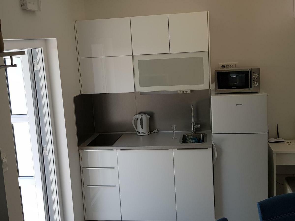 Evita Fazana Premium Studio Apartments エクステリア 写真