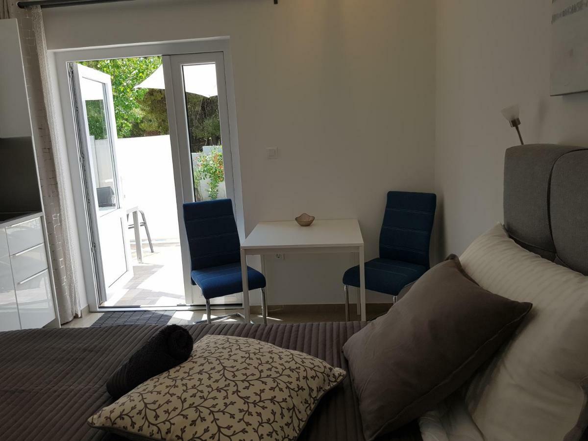 Evita Fazana Premium Studio Apartments エクステリア 写真